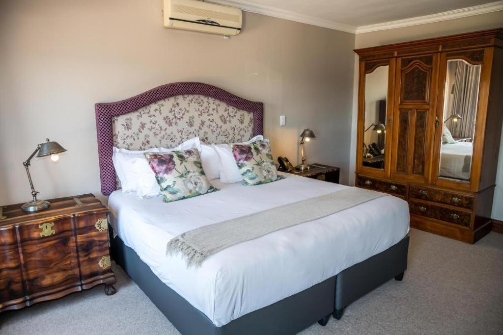Issaquena Heights Boutique Hotel นิสนา ภายนอก รูปภาพ